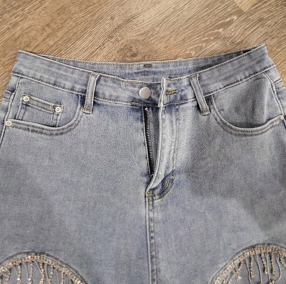 NWOT Rhinestone fringe denim shorts - Picture 3 of 14